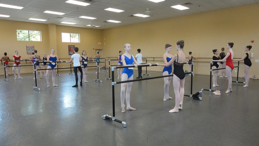 A Quick Workout You Can Do With Your Portable Ballet Barre